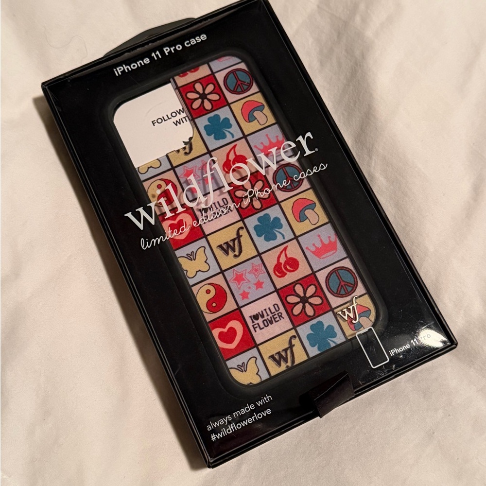 Wildflower iPhone 11 Pro Case - Lucky Multicolor Pattern